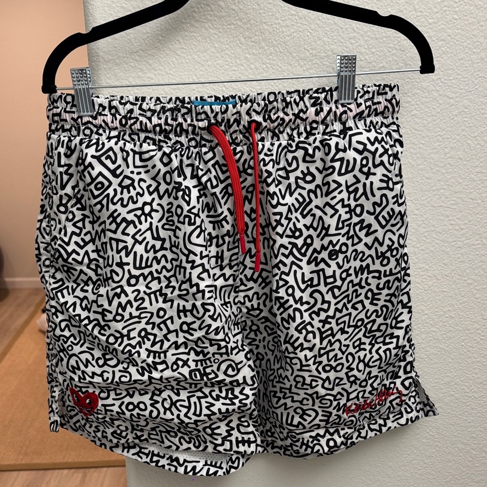 Keith haring graphic shorts size large mens